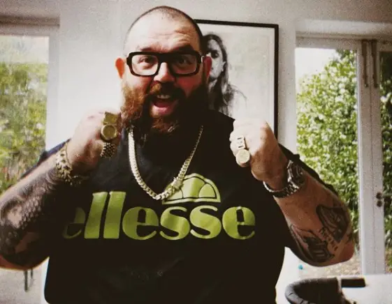 Nick Frost posing for a picture