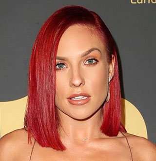 sharna-burgess