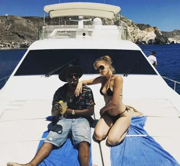 Steelo is posing along with his fiance ConnaÃƒÆ’Ã¢â‚¬Å¡Ãƒâ€šÃ‚Â on a yacht