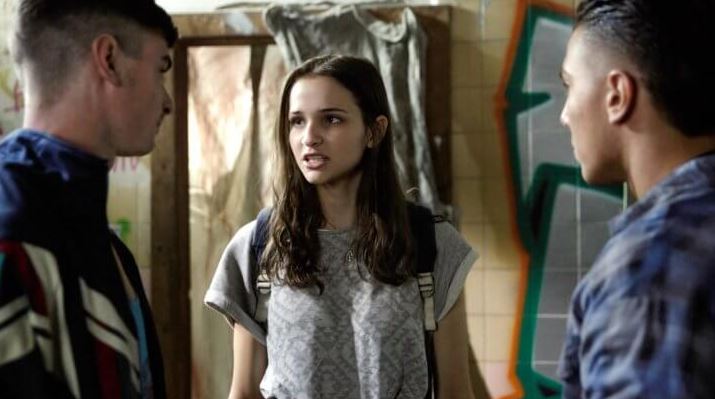 Lisa Vicari with co-actors Aaron Hilmer and Ali Orcan in the TV show Tatord