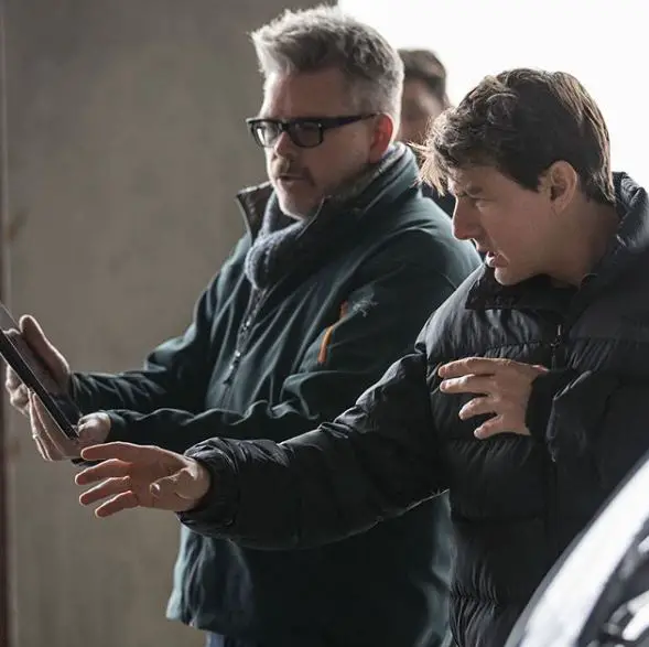 Photo of Tom Cruise with Mission Impossible Fallout director Christopher McQuarrie